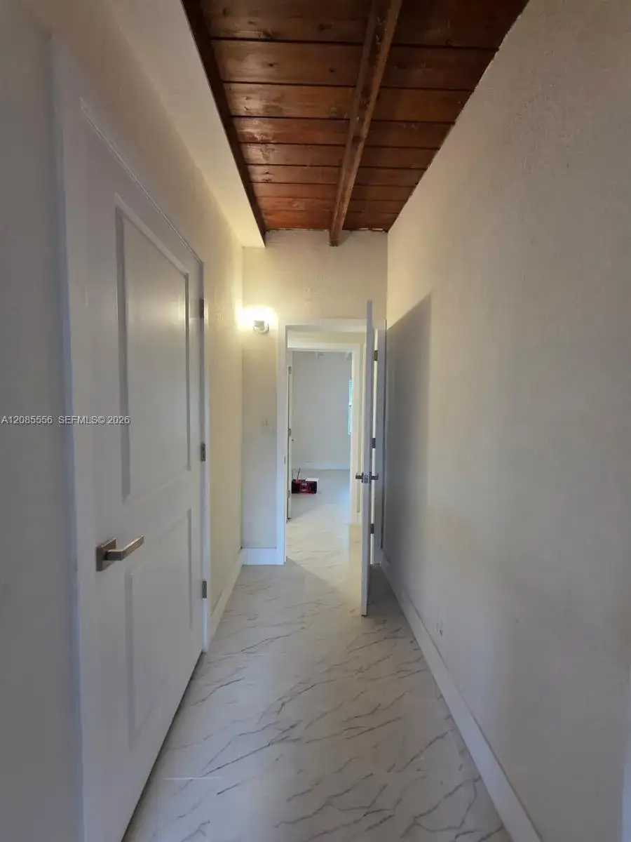 1589 NW 4th Ave, Pompano Beach FL 33060 photo 4