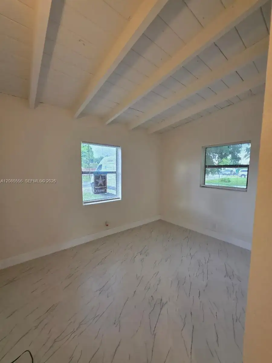 1589 NW 4th Ave, Pompano Beach FL 33060 photo 5