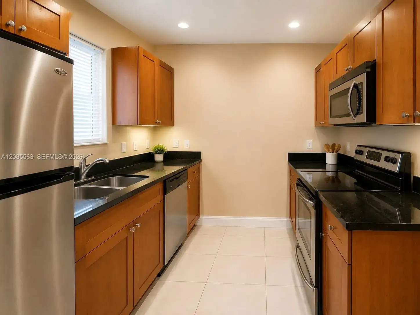 851 80th St # 4, Miami Beach FL 33141 photo 2