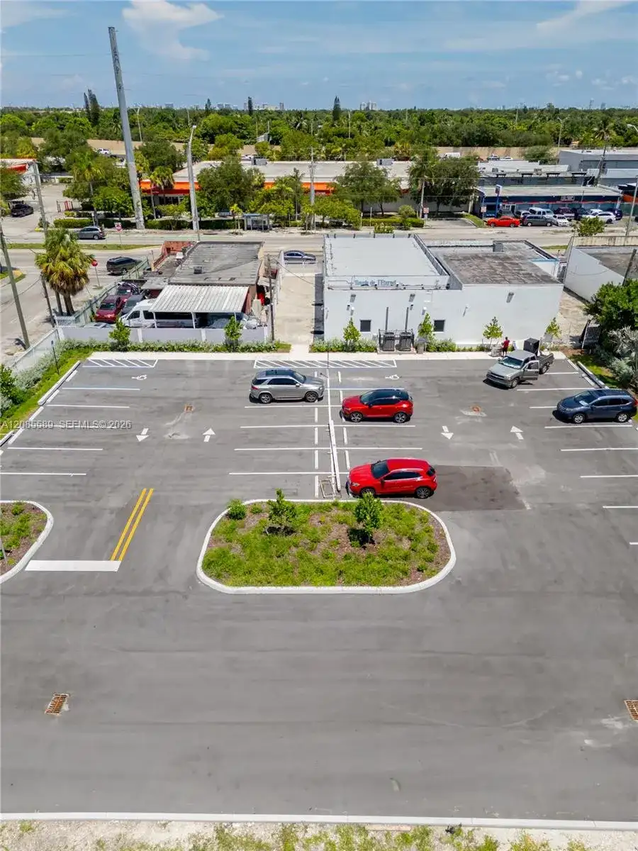 10822-10836 NW 7th Ave, Miami FL 33168 photo 3