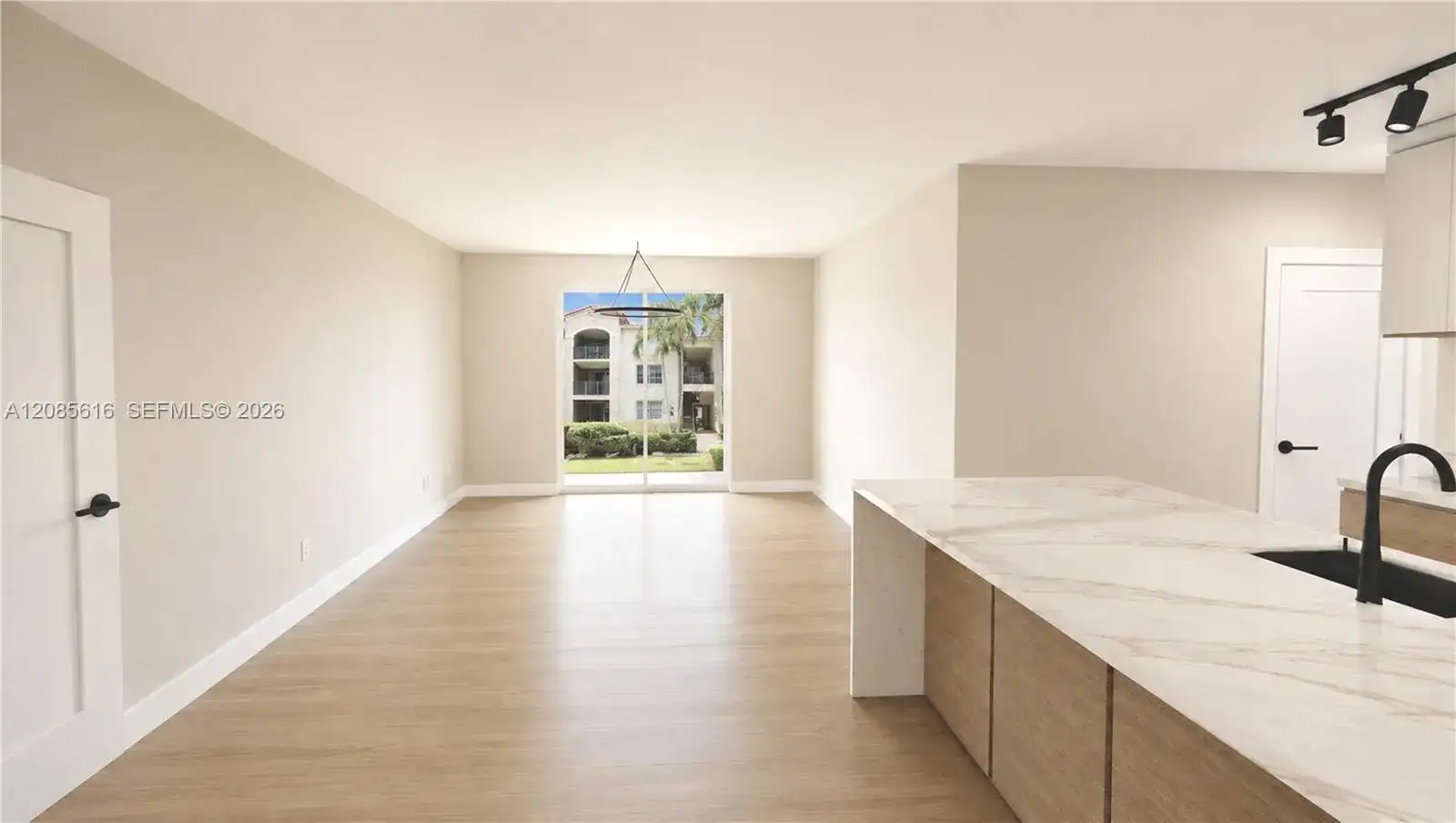 6821 SW 44th St # 101, Miami FL 33155 photo 2