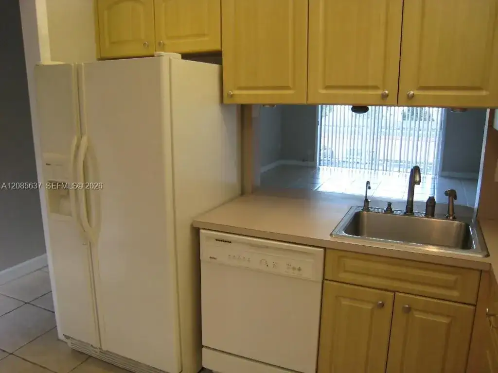 7703 Camino Real # 213, Miami FL 33143 photo 4