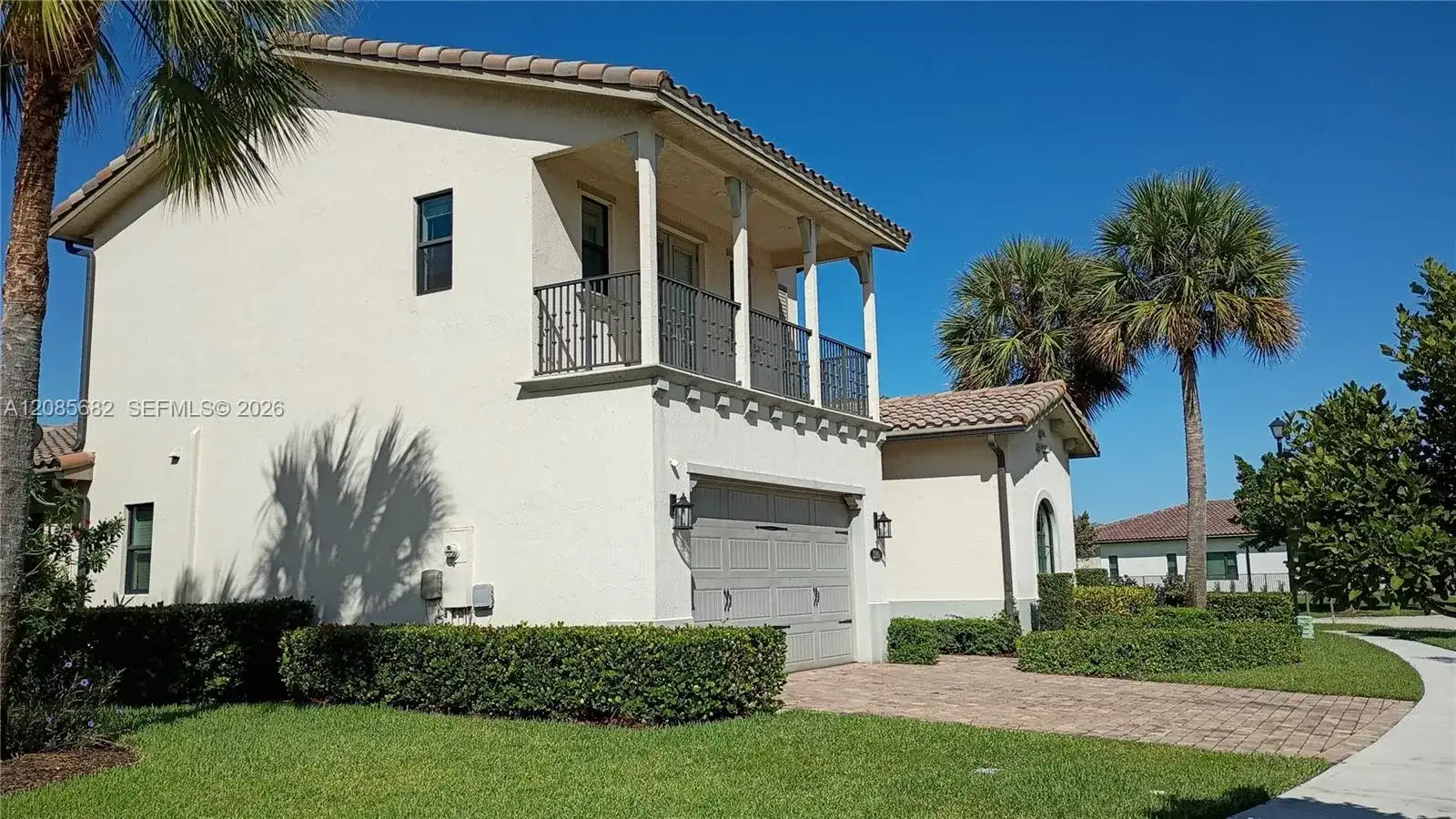1280 SW 113th Way, Pembroke Pines FL 33025 photo 3
