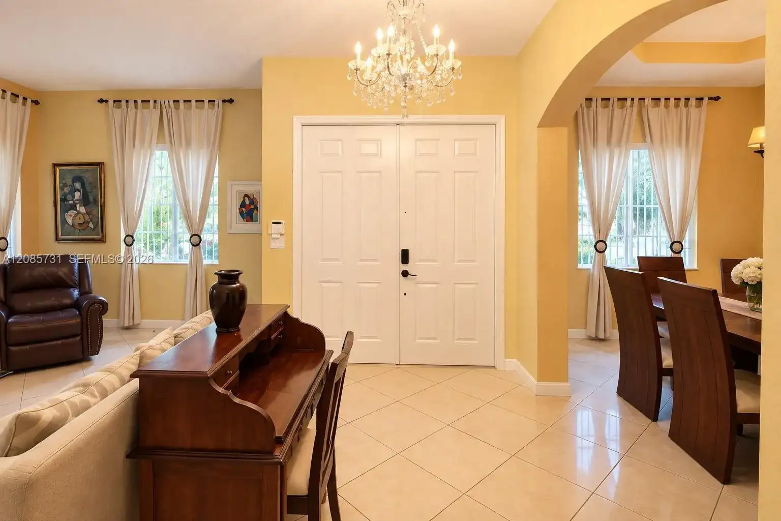 22023 SW 95th Pl, Cutler Bay FL 33190 photo 2