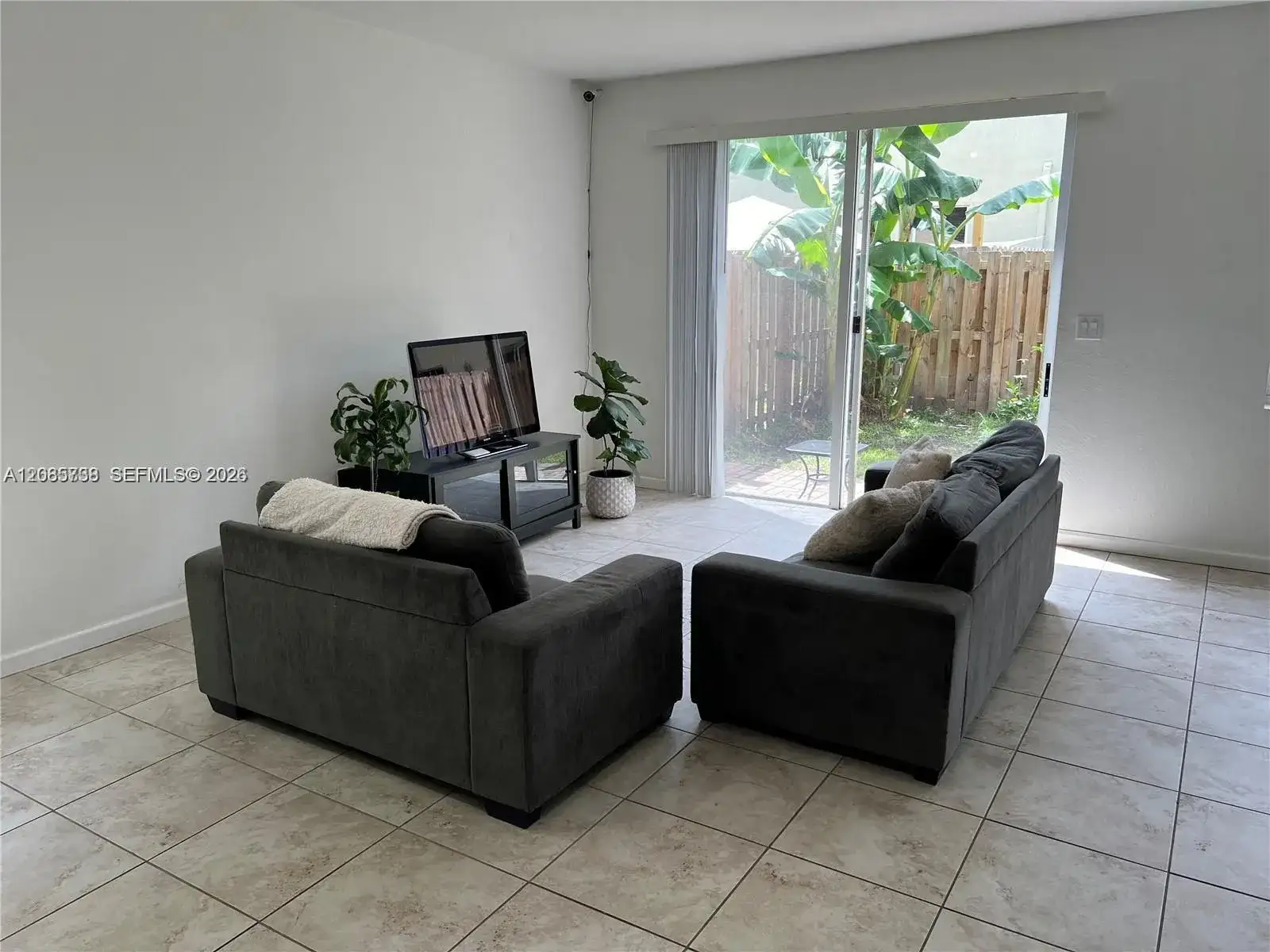 1444 SE 24th Ter, Homestead FL 33035 photo 3