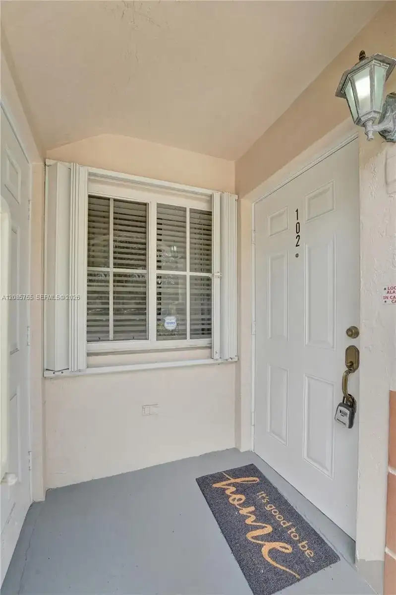2298 NW 78th Ave # 102, Pembroke Pines FL 33024 photo 4