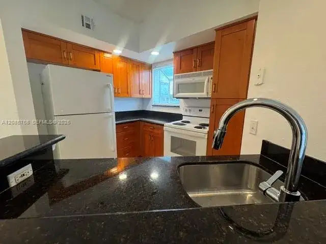 3350 NW Pinewalk Dr N # 1427, Margate FL 33063 photo 5