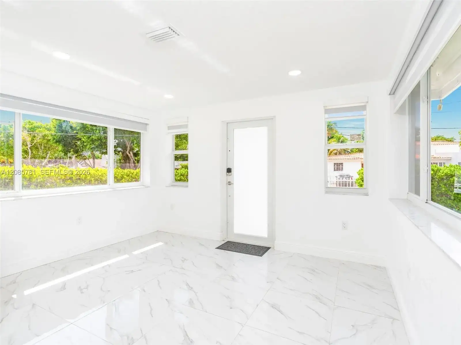 3375 SW 1st St, Miami FL 33135 photo 5