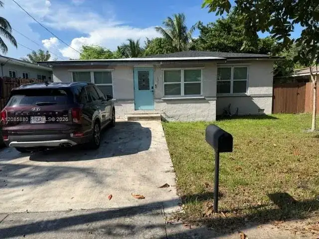 1157 NE 112th St, Miami FL 33161 photo 2