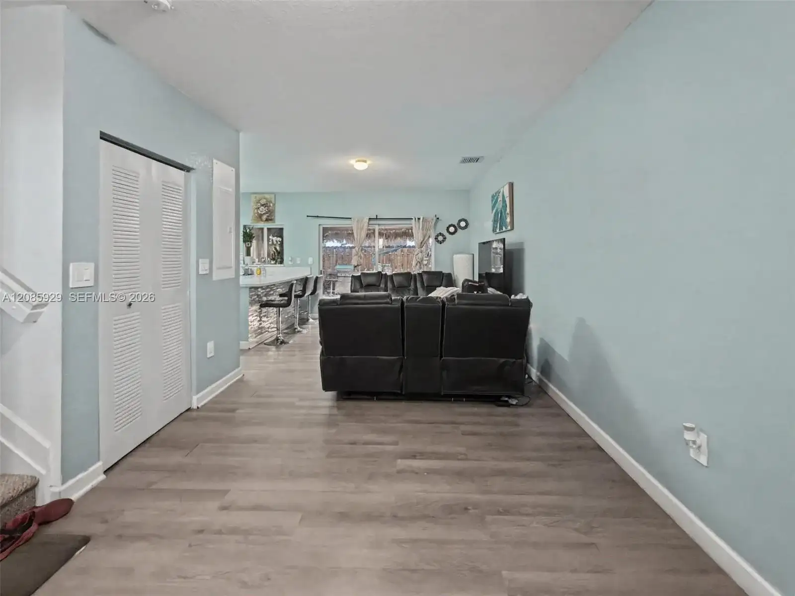 396 NW 12th Pl, Florida City FL 33034 photo 3
