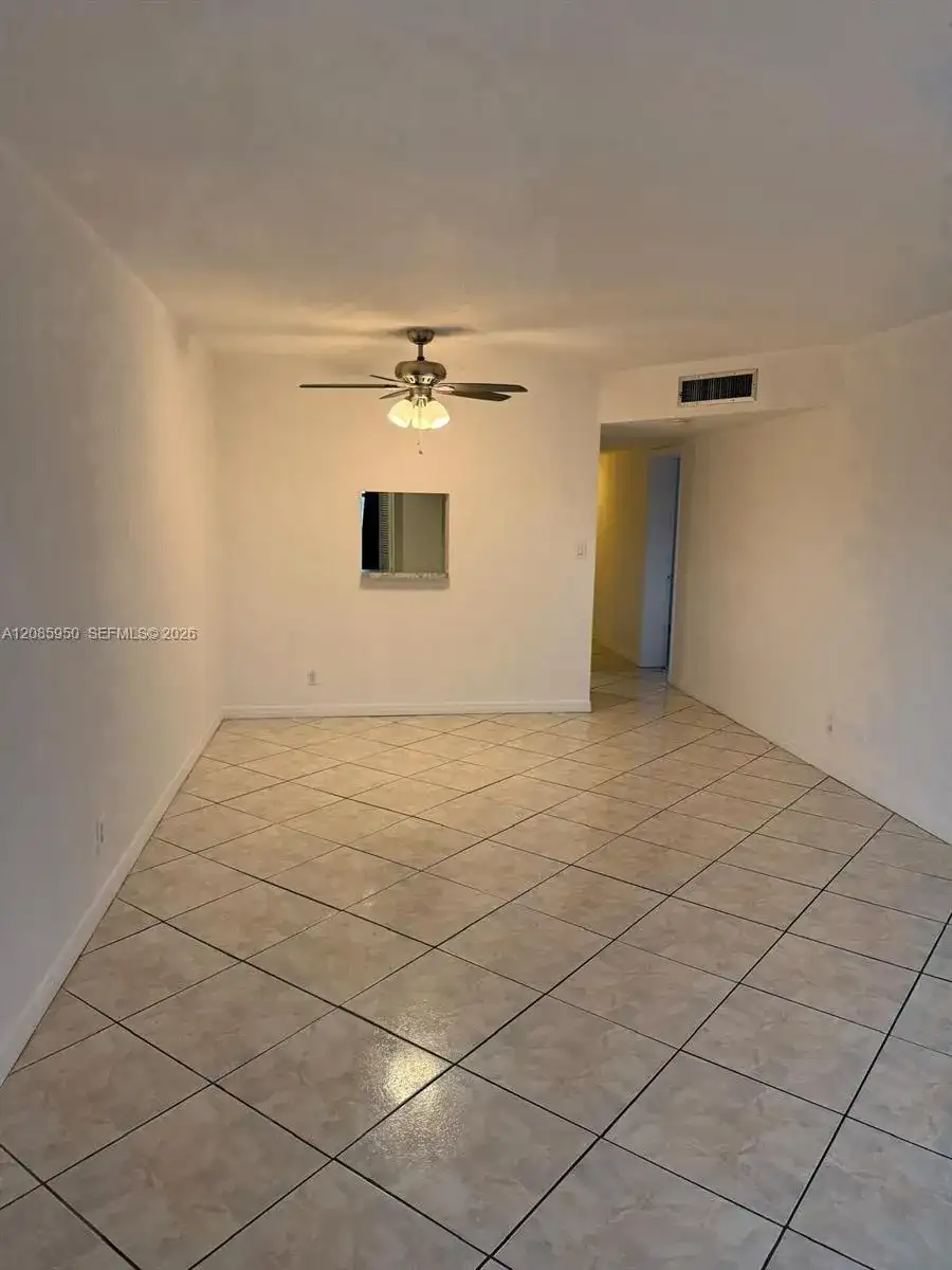 8040 N Colony Cir N # 304, Tamarac FL 33321 photo 5