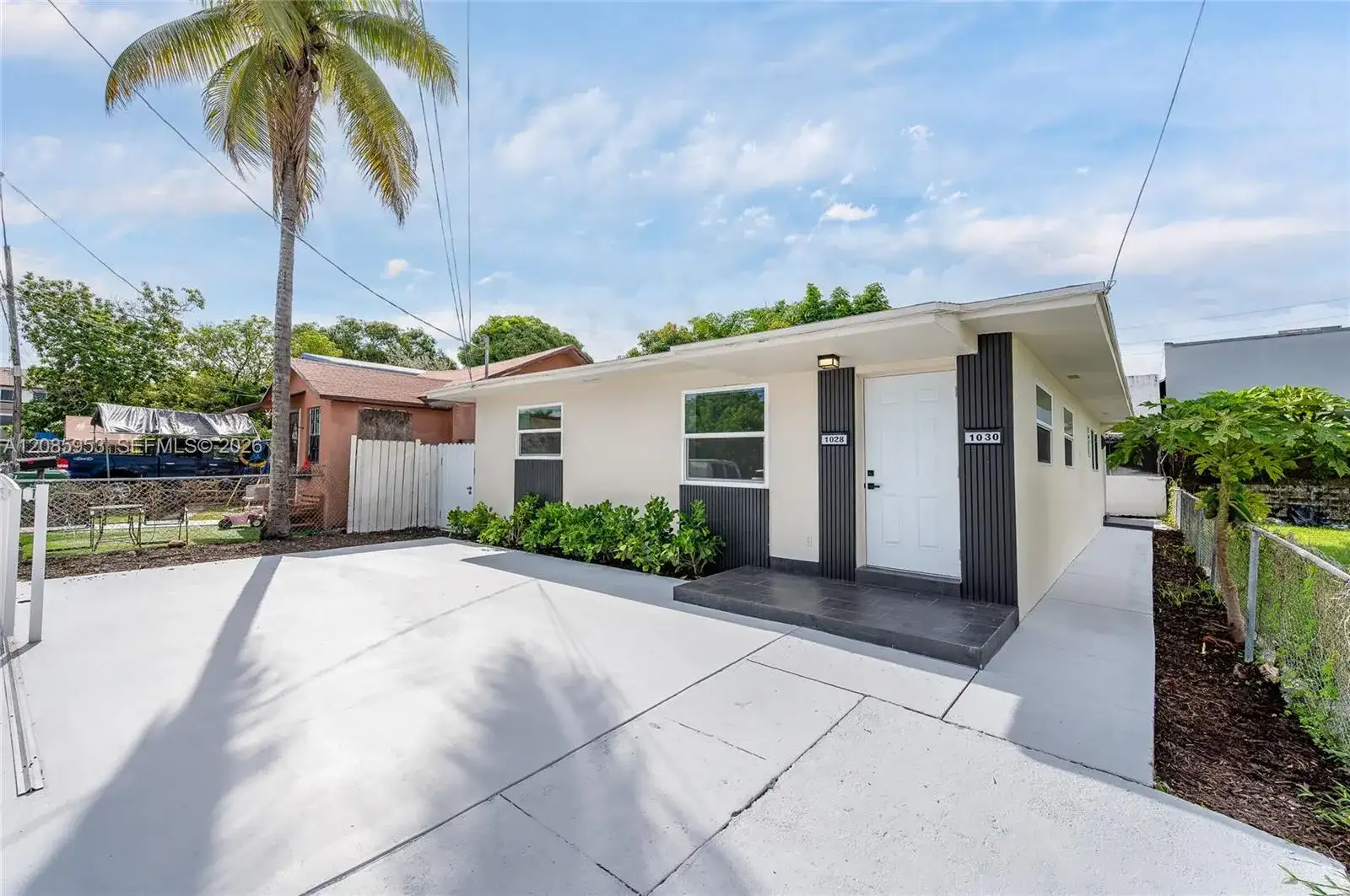 1028 NW 24th St, Miami FL 33127 photo 5