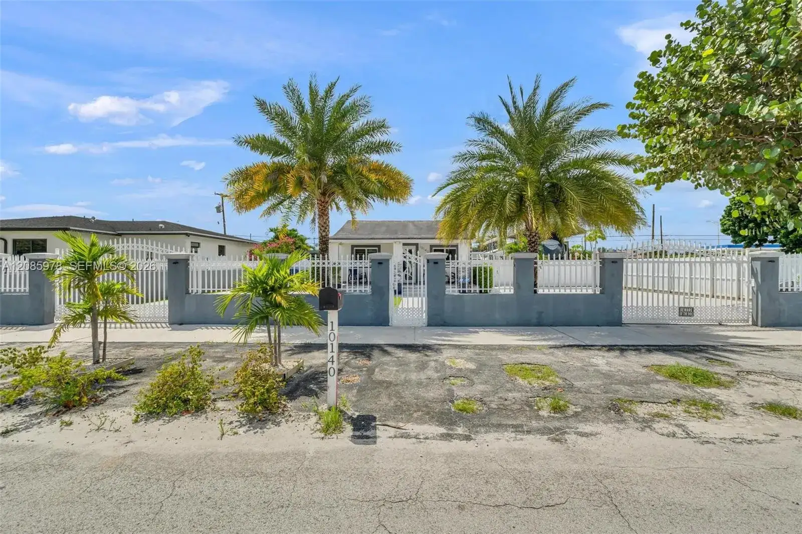 10140 NW 26th Ave, Miami FL 33147 photo 2