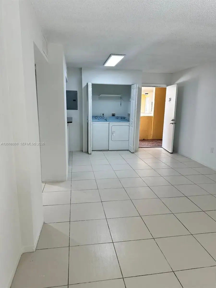 8810 Fontainebleau Blvd # 214, Miami FL 33172 photo 5
