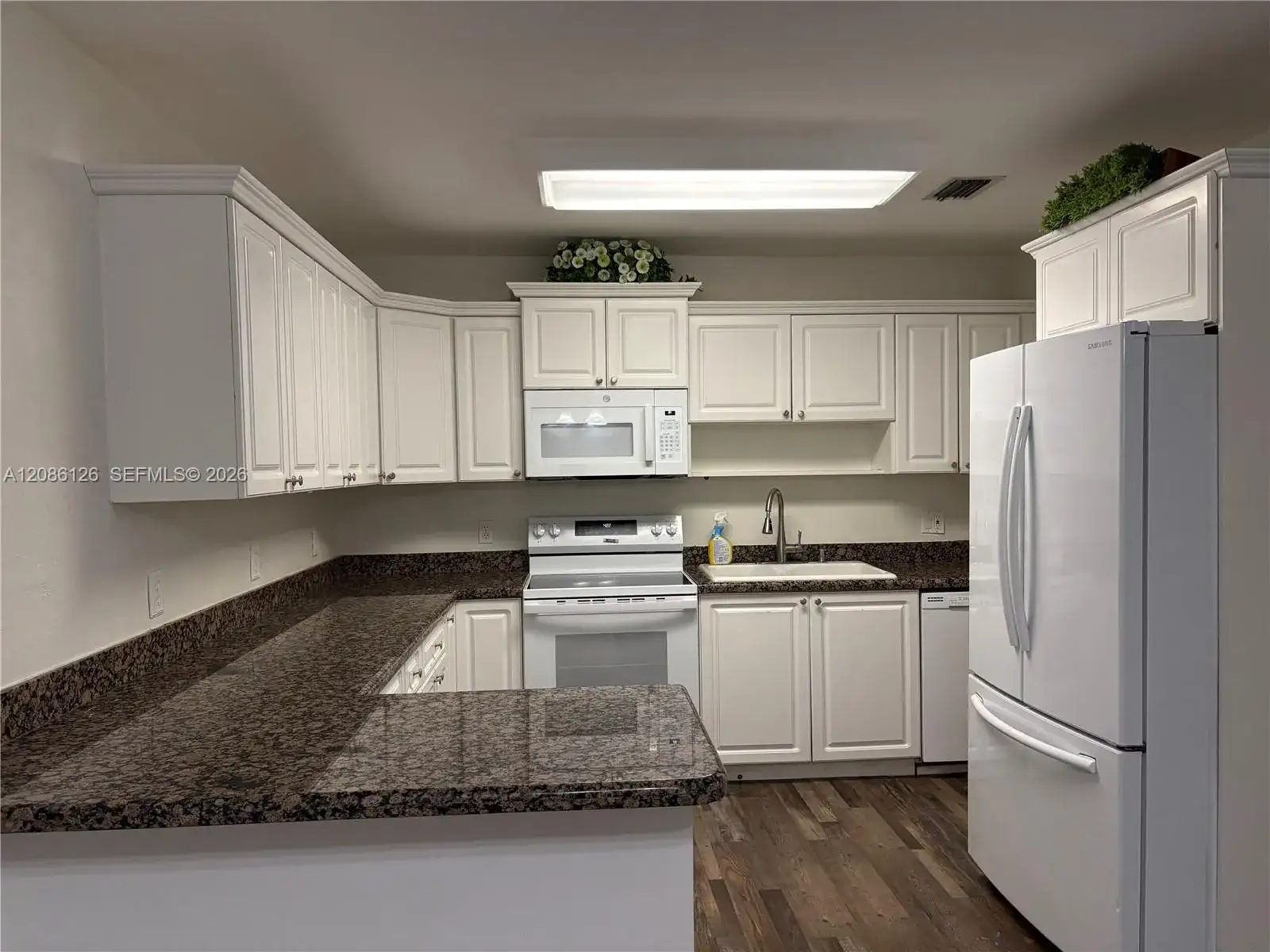 1561 NW 8th Ter # 1561, Homestead FL 33030 photo 5