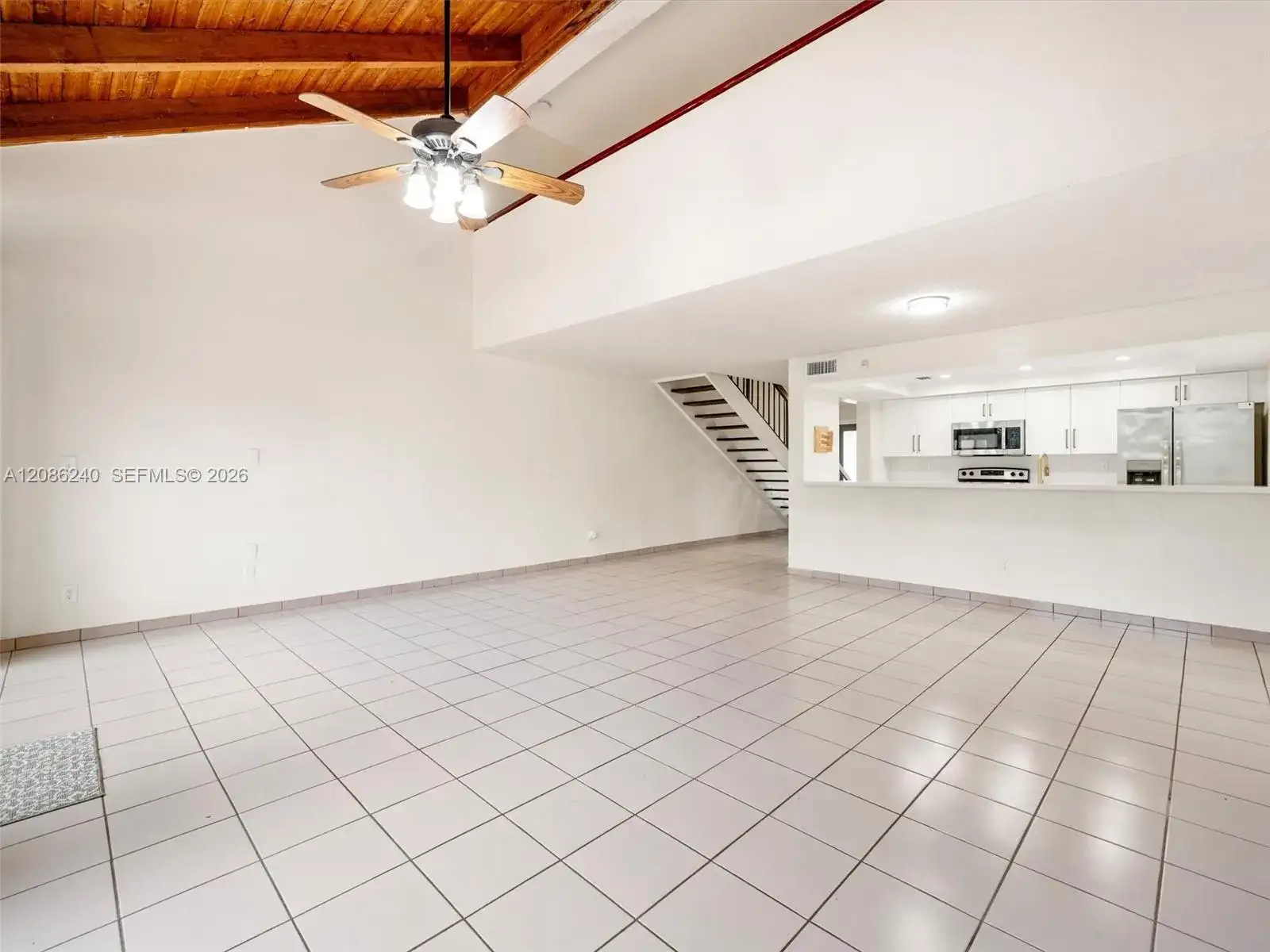 1424 SW 131st Place Cir E, Miami FL 33184 photo 4