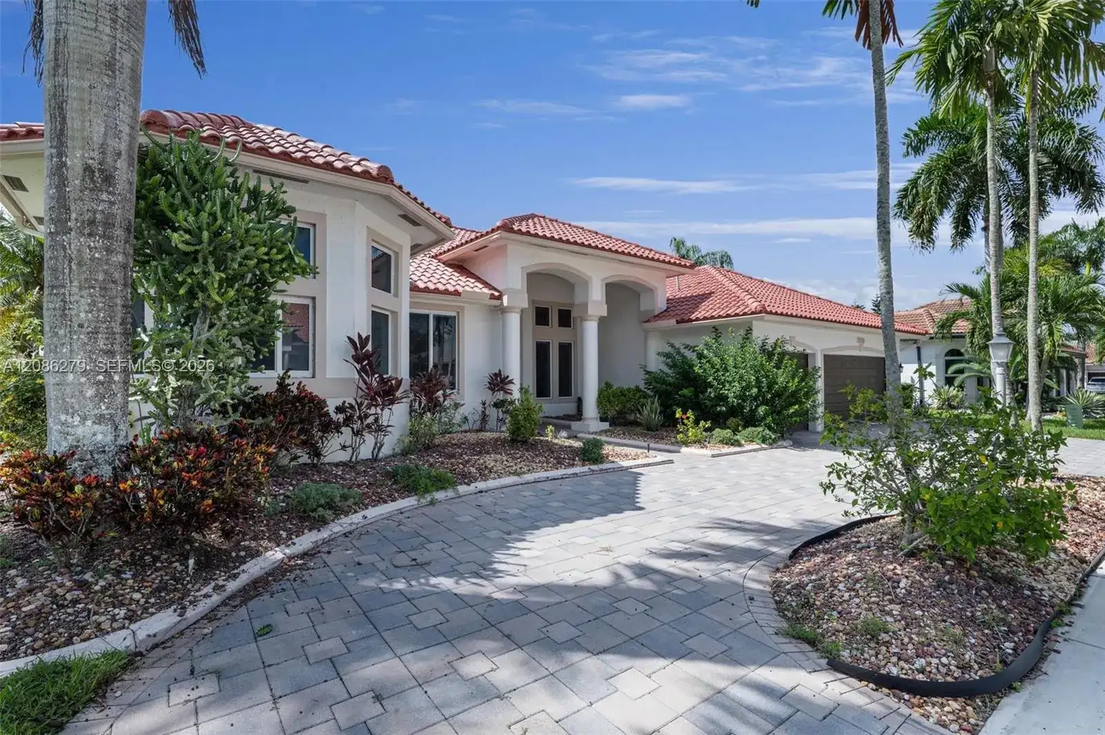 13702 NW 18th St, Pembroke Pines FL 33028 photo 3