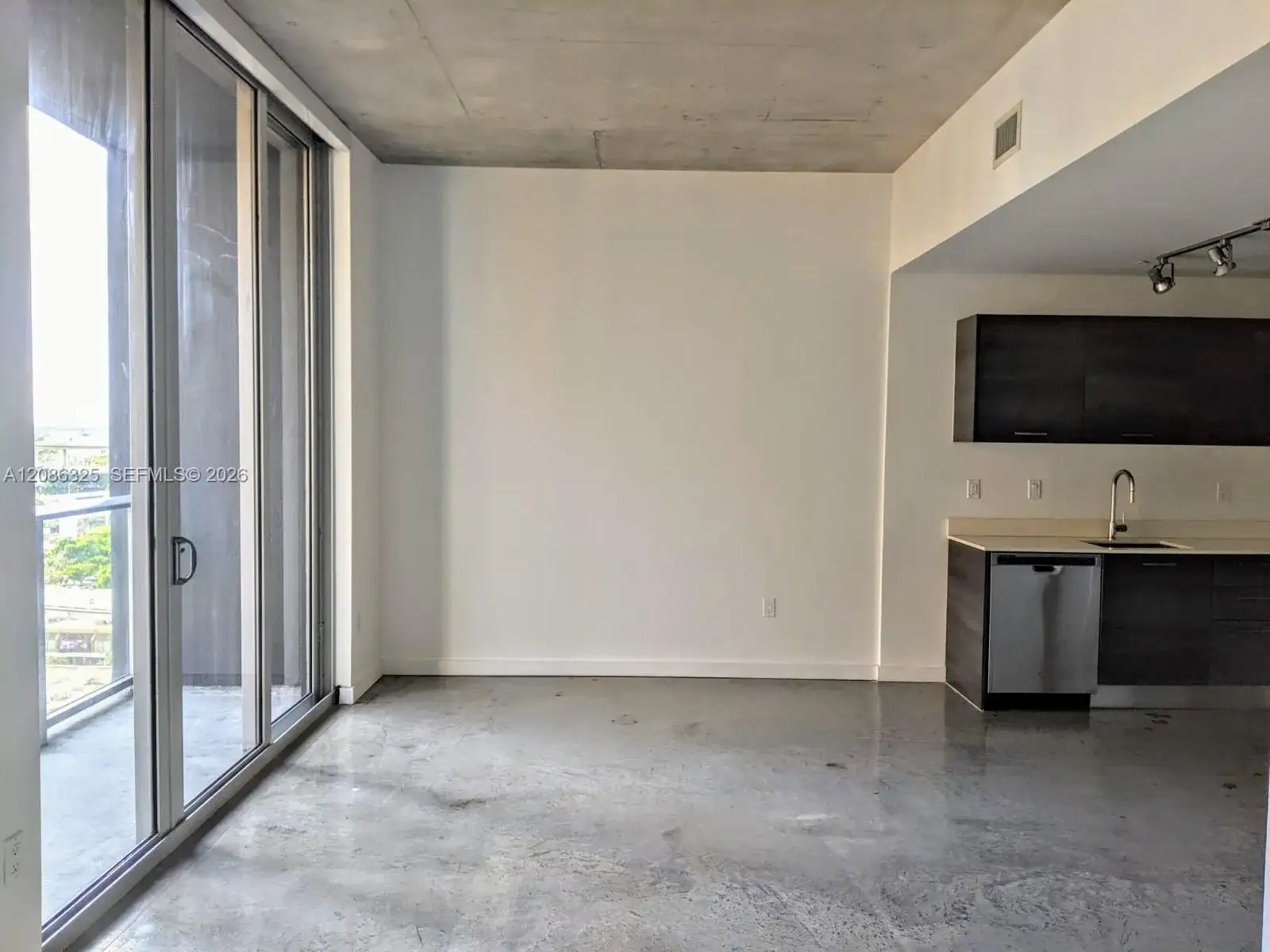 151 SE 1st # 1007, Miami FL 33131 photo 5