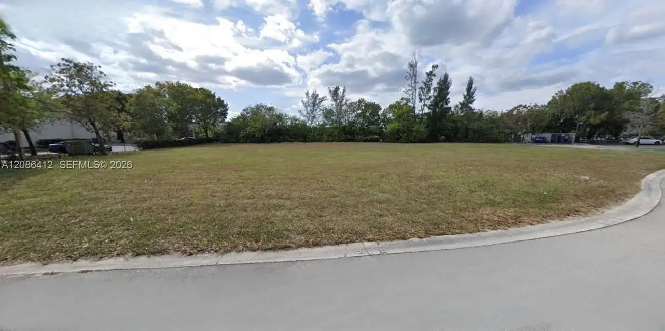 NW 136th Ave, Sunrise FL 33323 photo 2