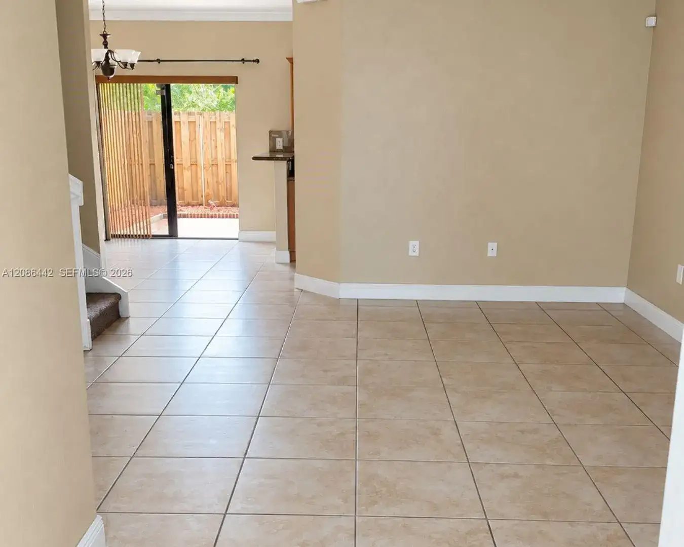 353 NE 37th Pl, Homestead FL 33033 photo 3