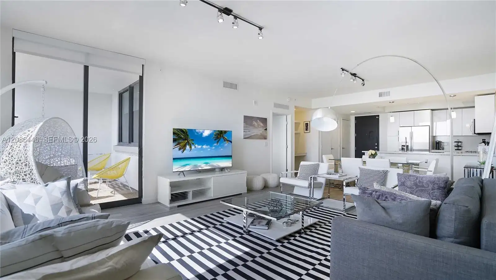 999 SW 1st AVE # 2313, Miami FL 33131 photo 4