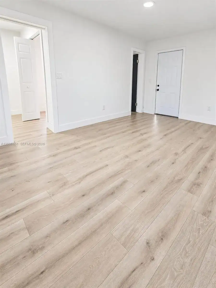 801 NW 75th St # 801, Miami FL 33150 photo 3