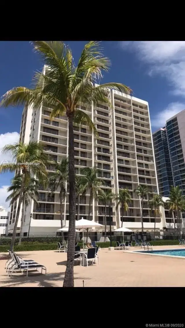 2625 Collins Ave # 302, Miami Beach FL 33140 photo 2