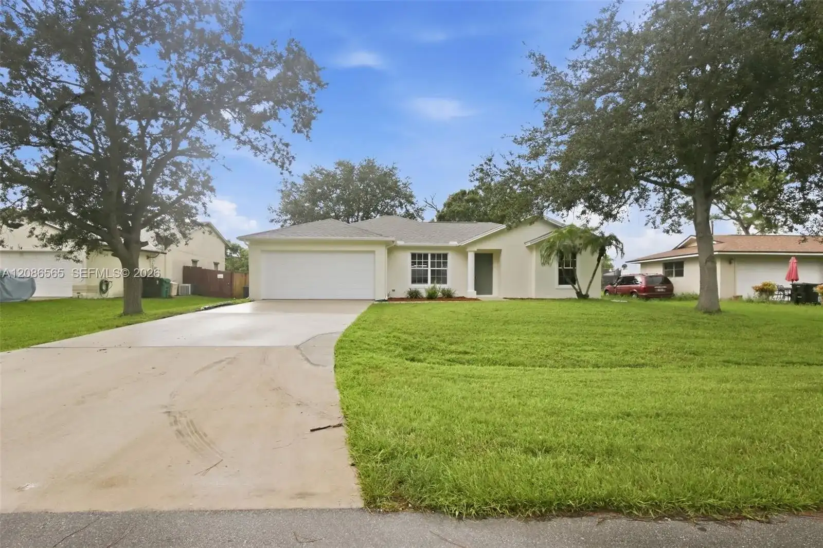 1668 SE Nancy Ln, Port St. Lucie FL 34983 photo 2