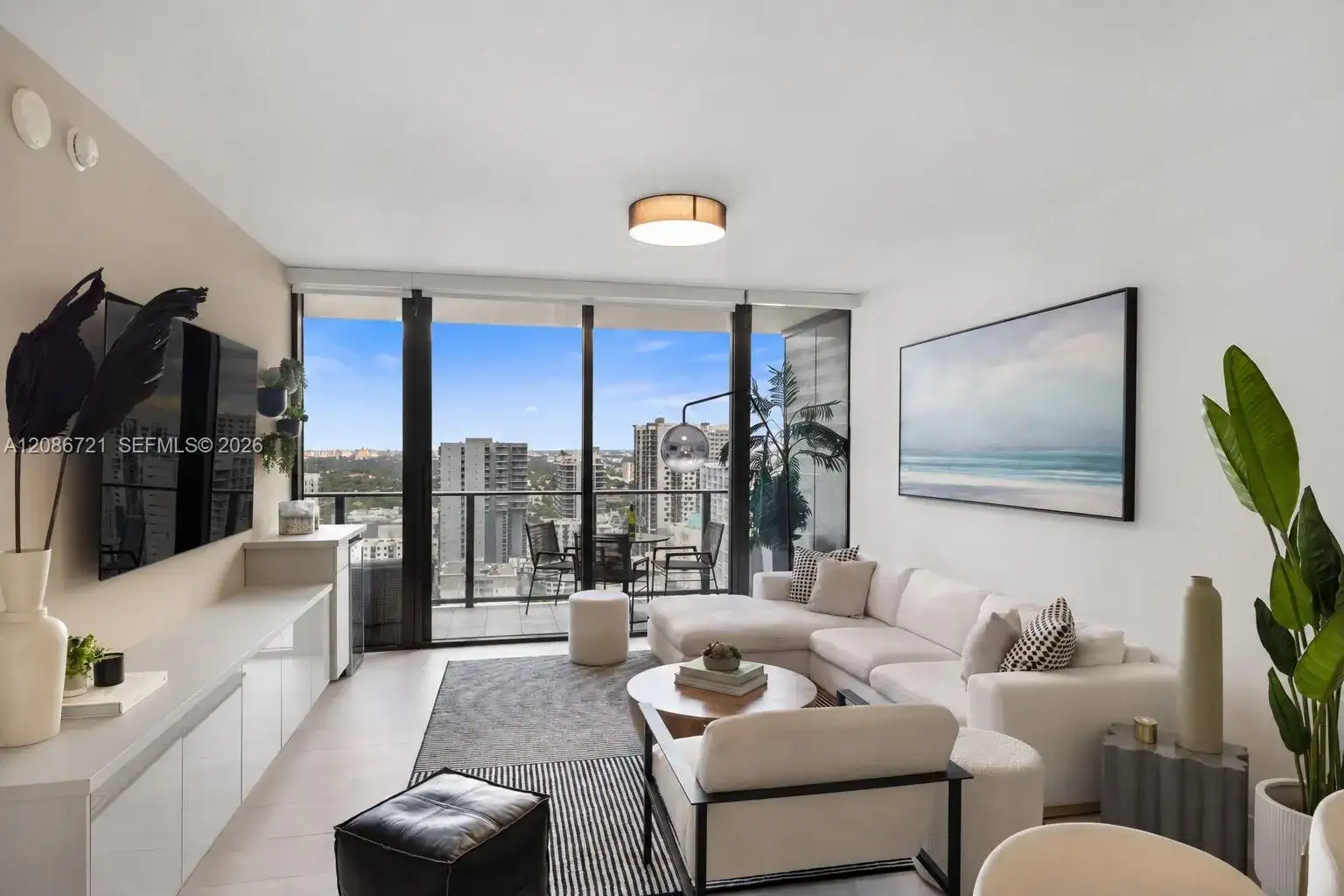 1000 Brickell Plaza # 2704, Miami FL 33131 photo 2