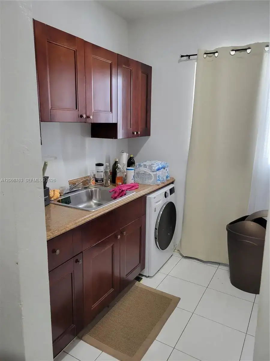 1551 Michigan Ave # 11, Miami Beach FL 33139 photo 2