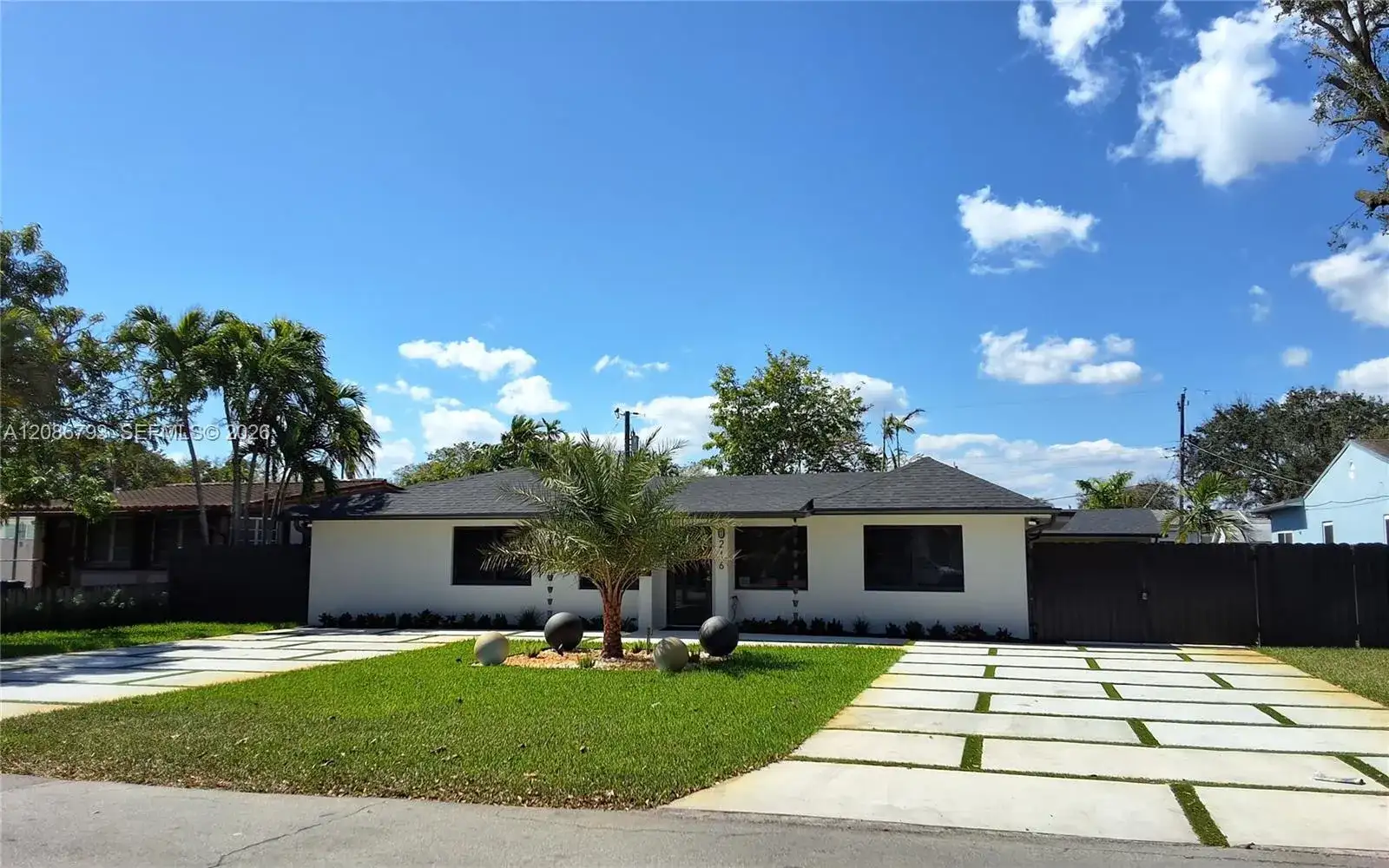 216 Shadow Way, Miami Springs FL 33166 photo 3