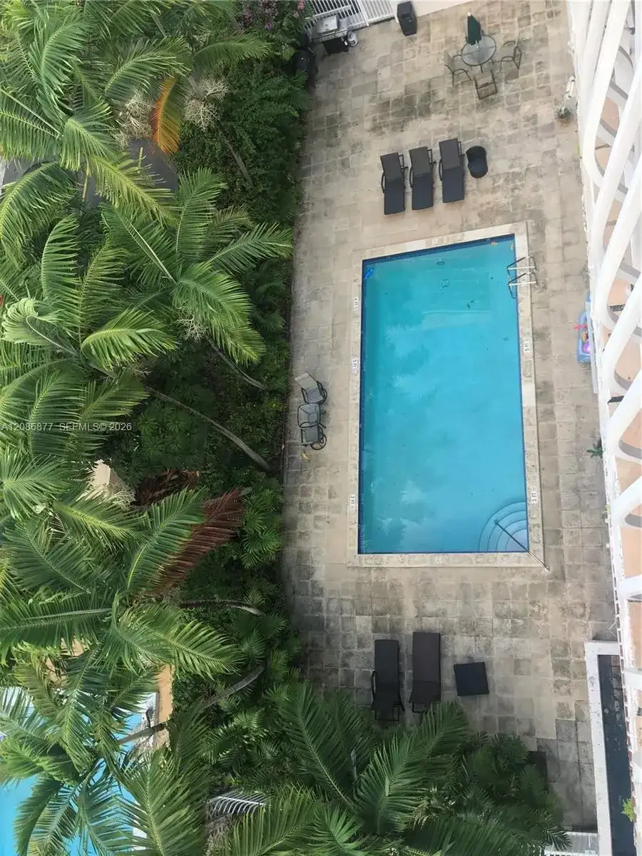 677 NE 24 th # 704, Miami FL 33137 photo 3