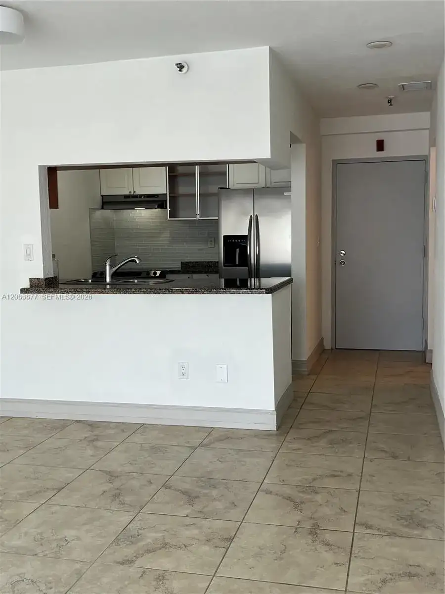 677 NE 24 th # 704, Miami FL 33137 photo 5