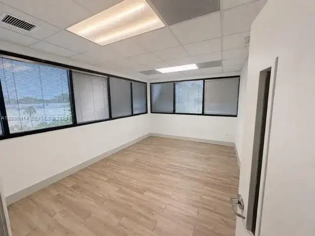 2950 NW 62nd St # 318, Fort Lauderdale FL 33309 photo 2