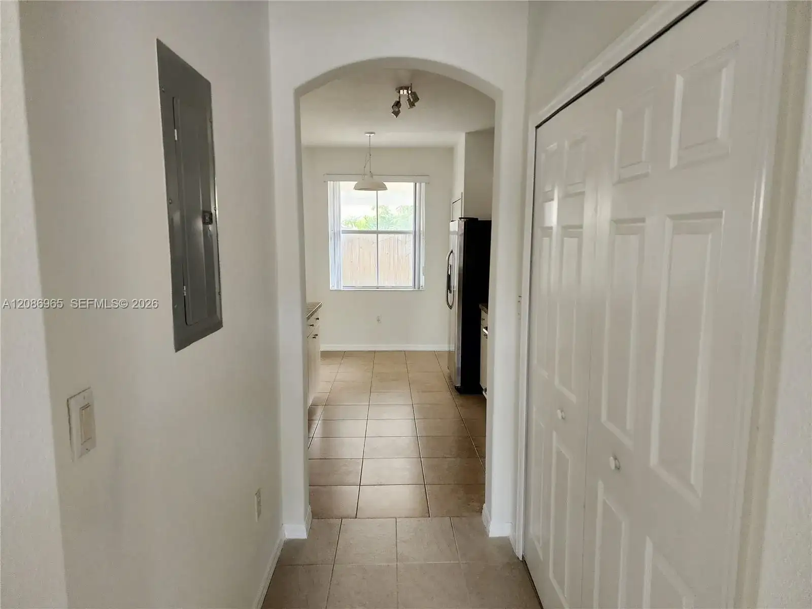 10831 SW 240th Ln, Homestead FL 33032 photo 5