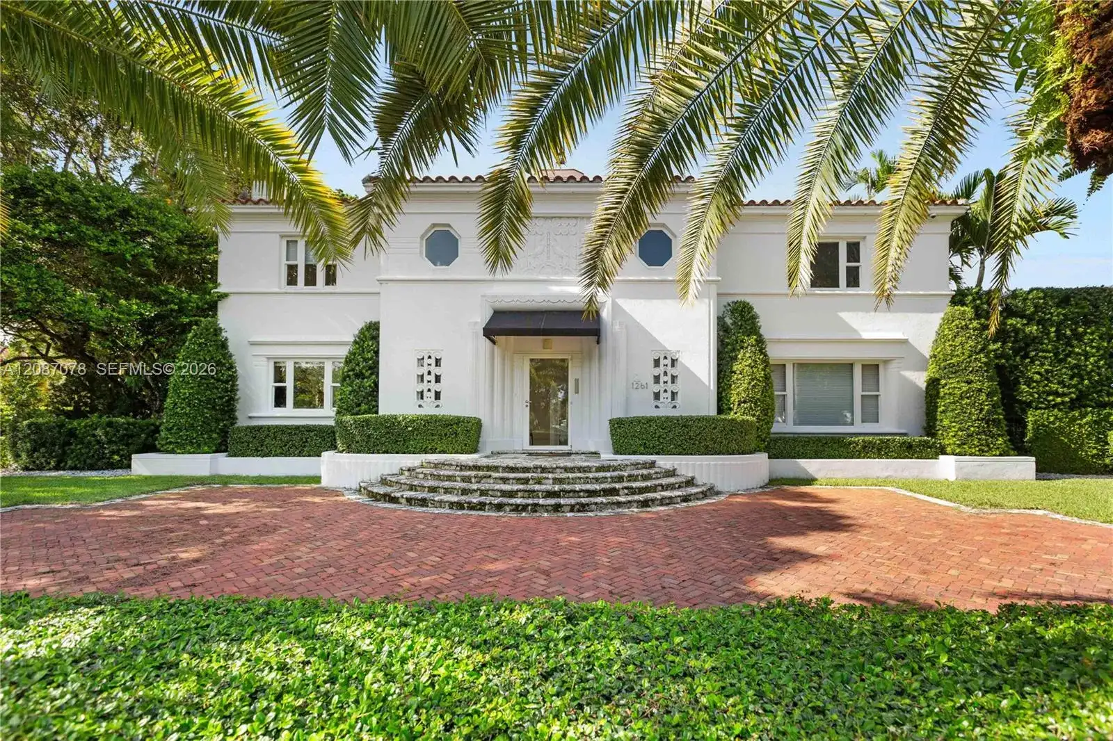 1261 N Greenway Dr, Coral Gables FL 33134 photo 4