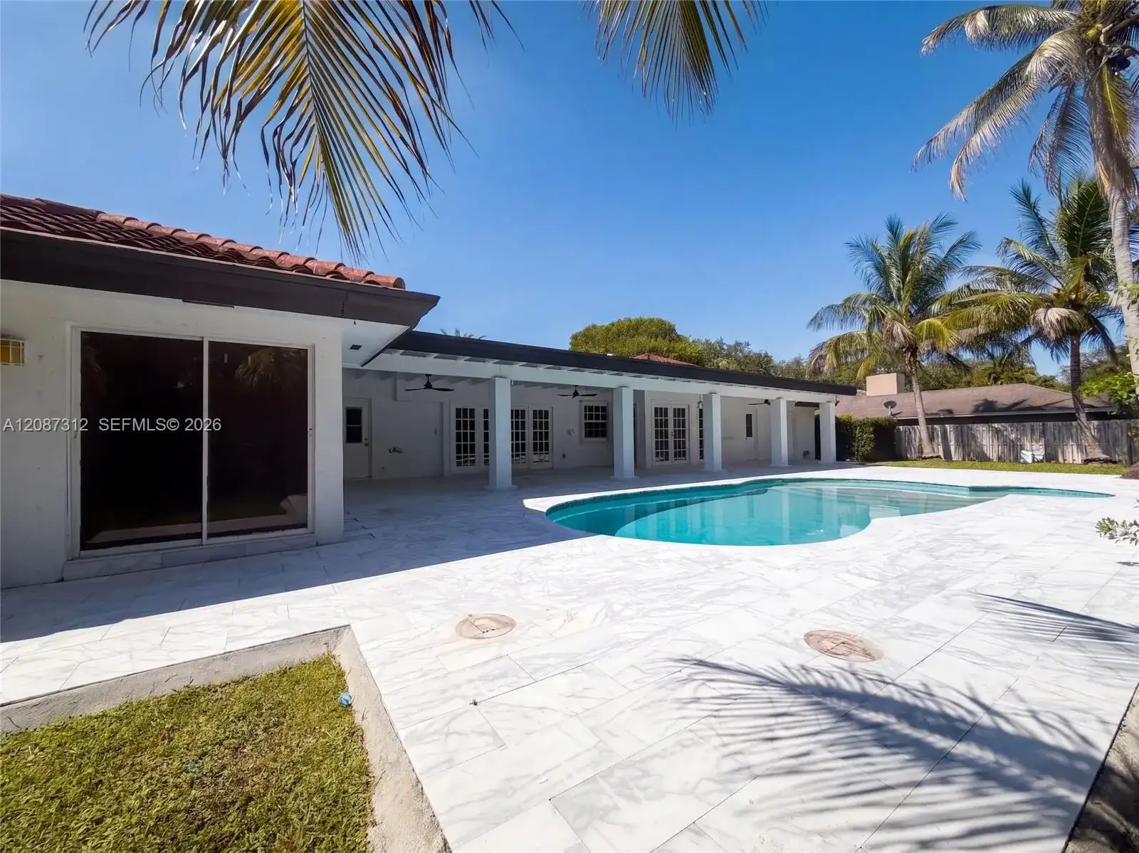 7745 SW 183rd Ter, Palmetto Bay FL 33157 photo 4