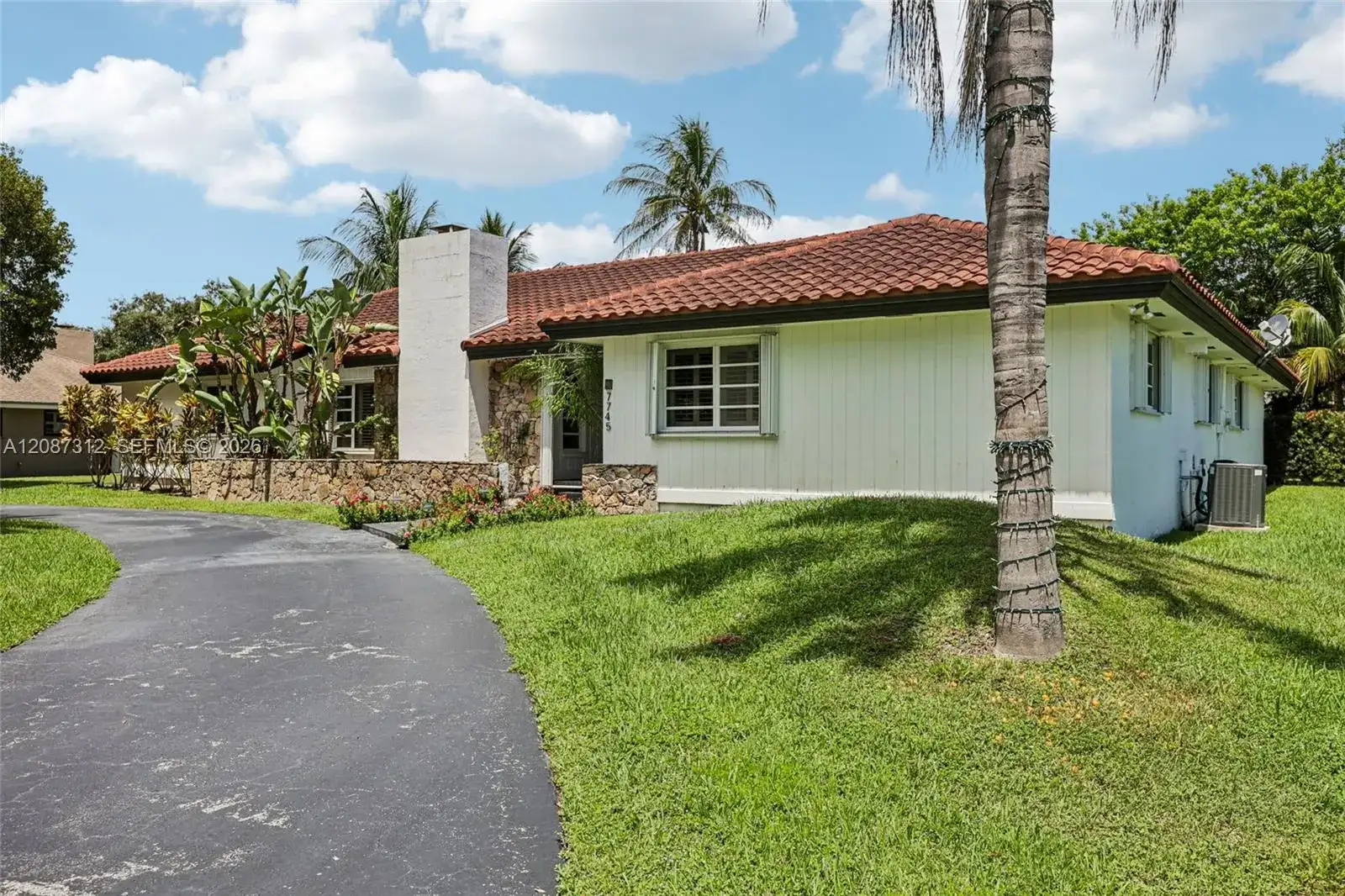 7745 SW 183rd Ter, Palmetto Bay FL 33157 photo 5