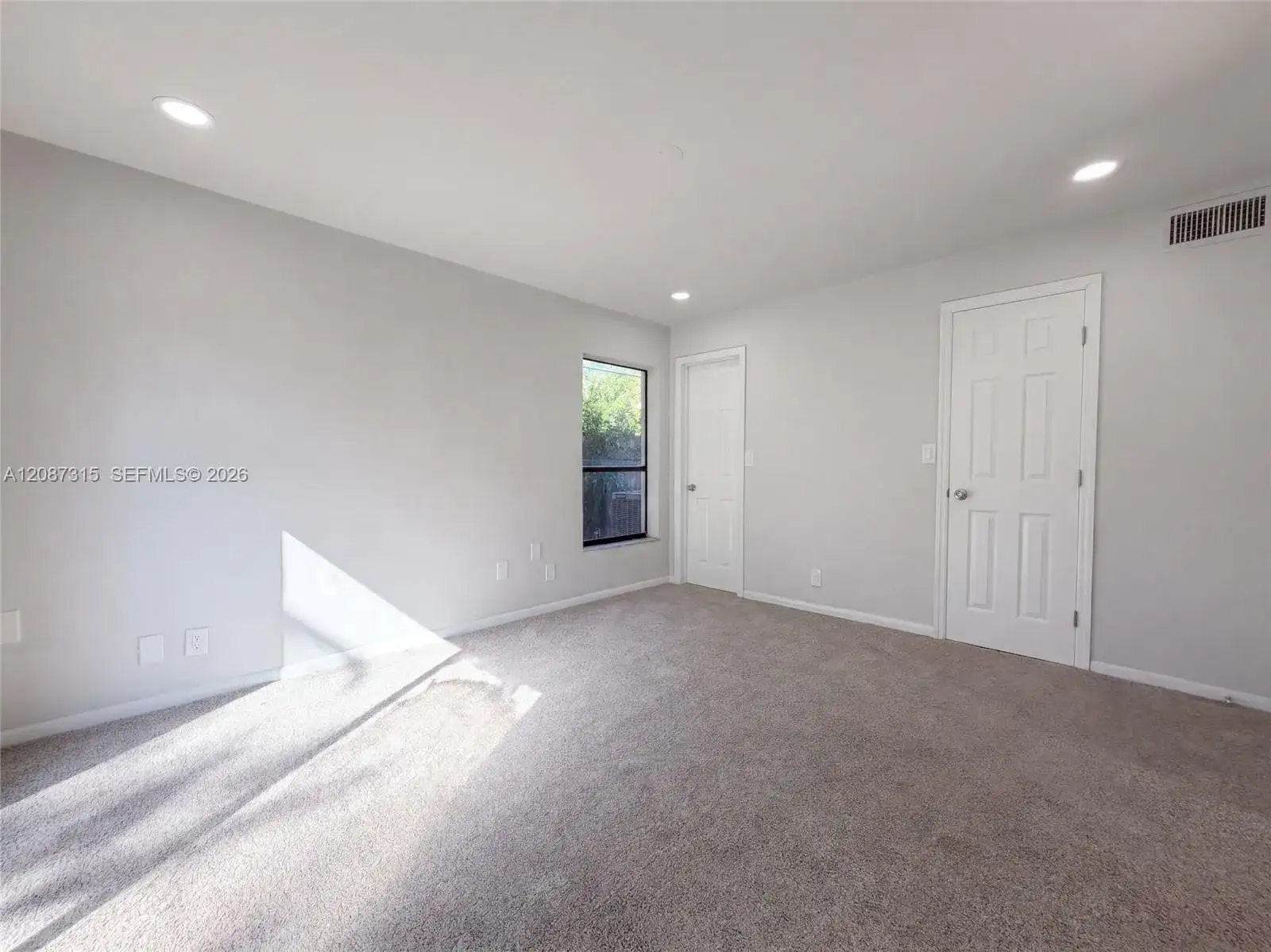 2496 Douglas Ave, Delray Beach FL 33444 photo 4