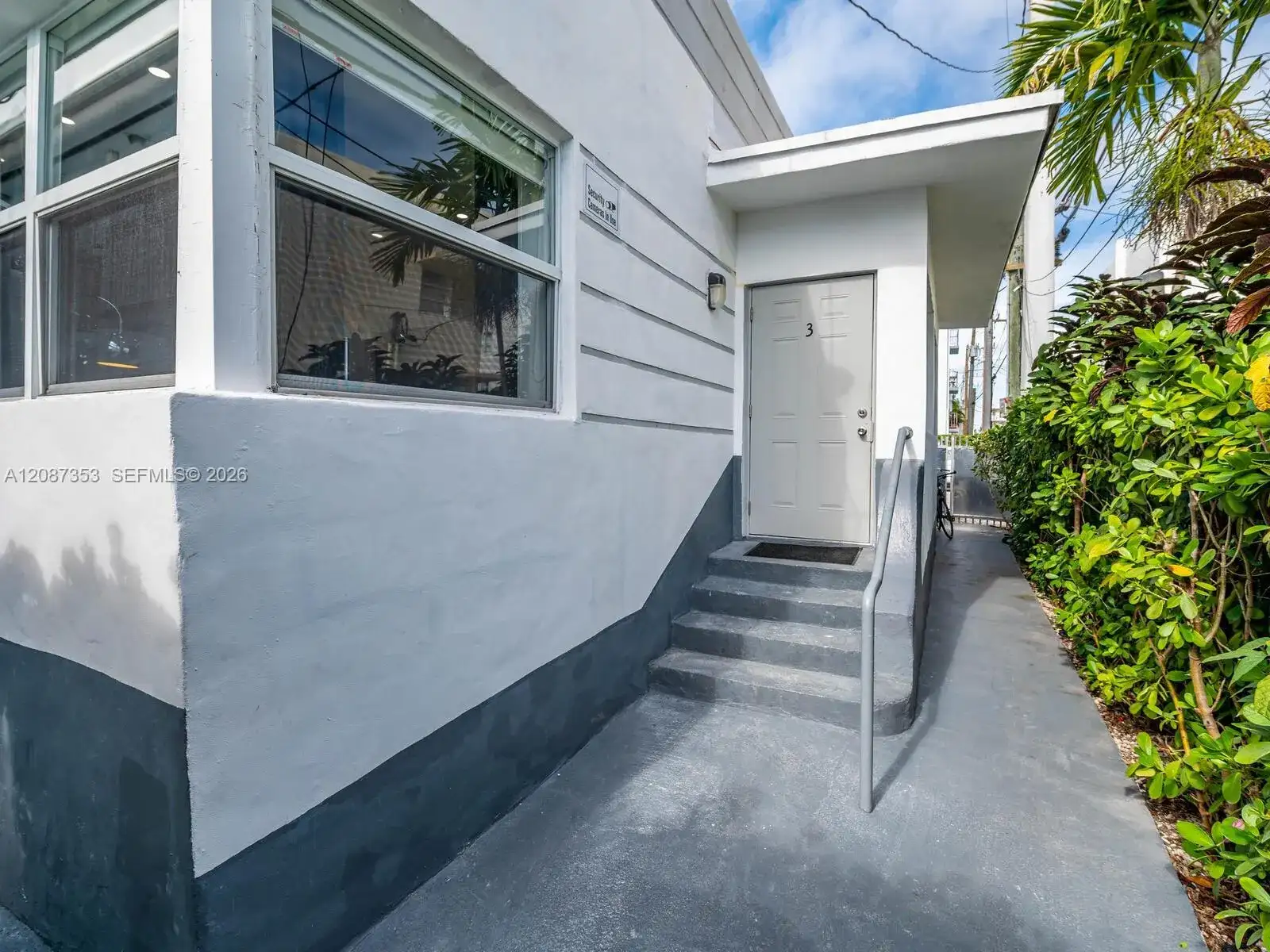 726 8th St, Miami Beach FL 33139 photo 4