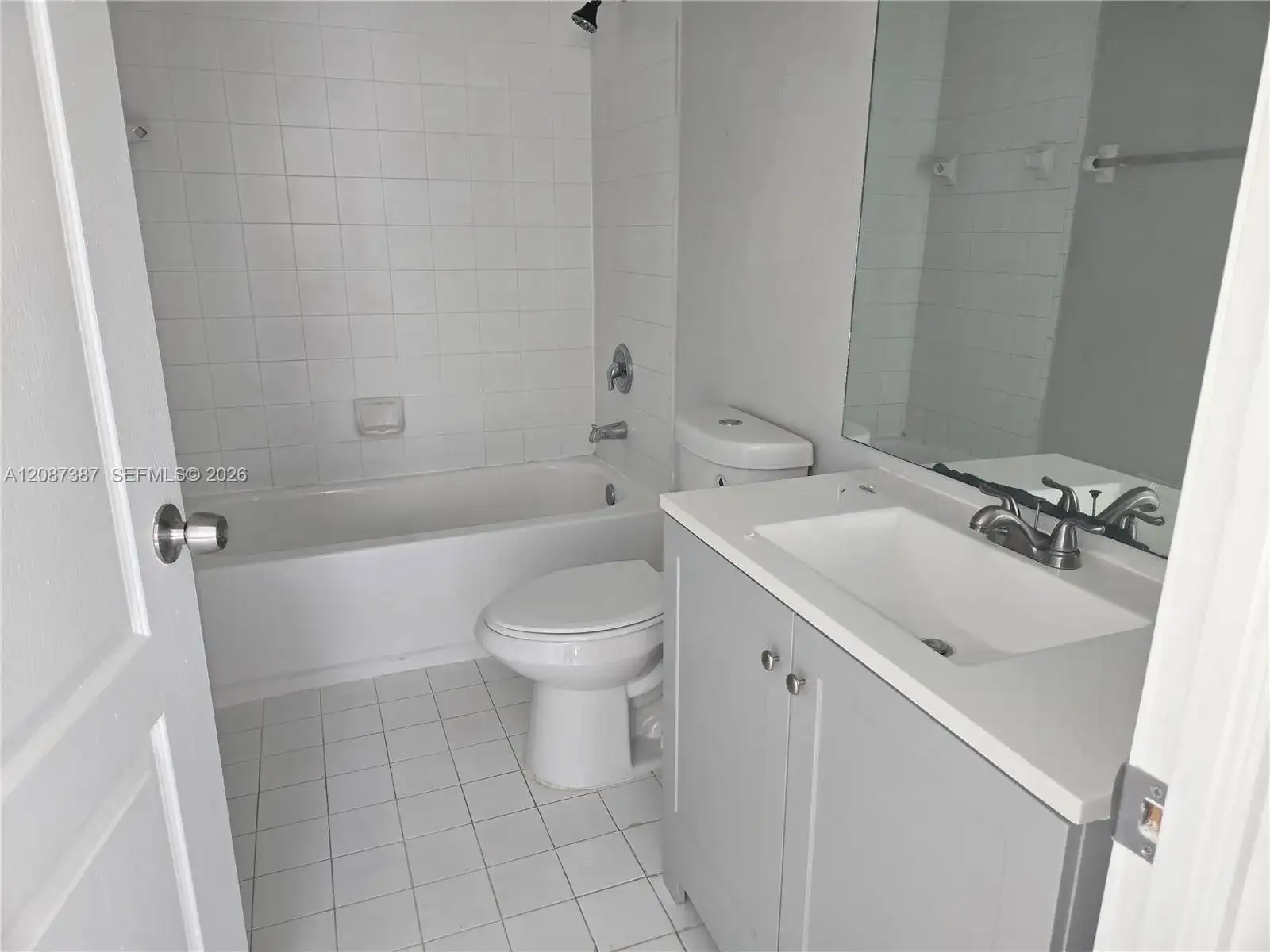 1666 SE 27th Ct # 204, Homestead FL 33035 photo 5