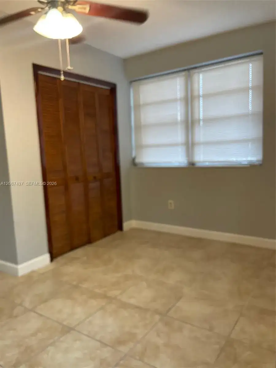 951 SW 9th St # 1, Miami FL 33130 photo 4