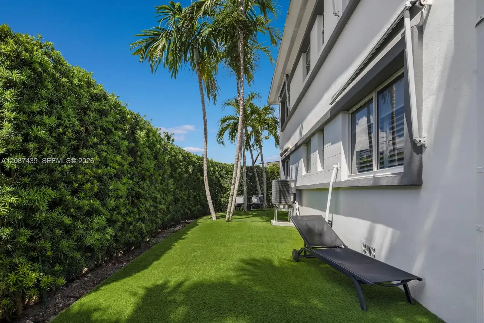 3909 Garden Ave, Miami Beach FL 33140 photo 4