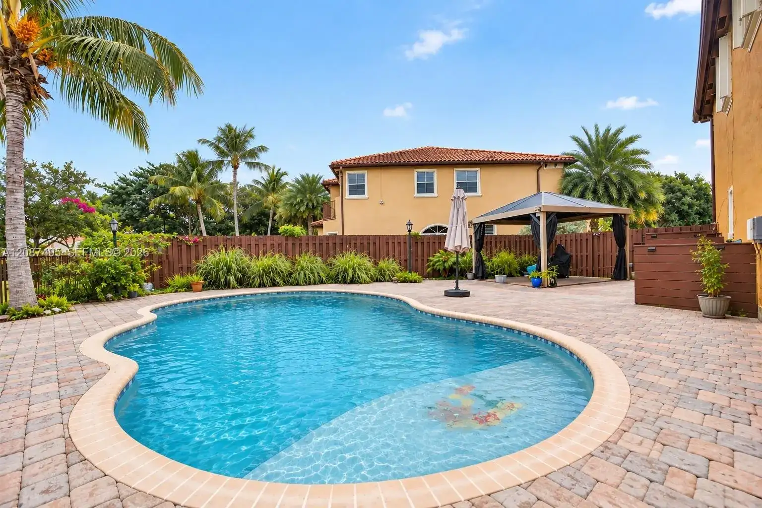 2644 SW 152nd Pl, Miami FL 33185 photo 2