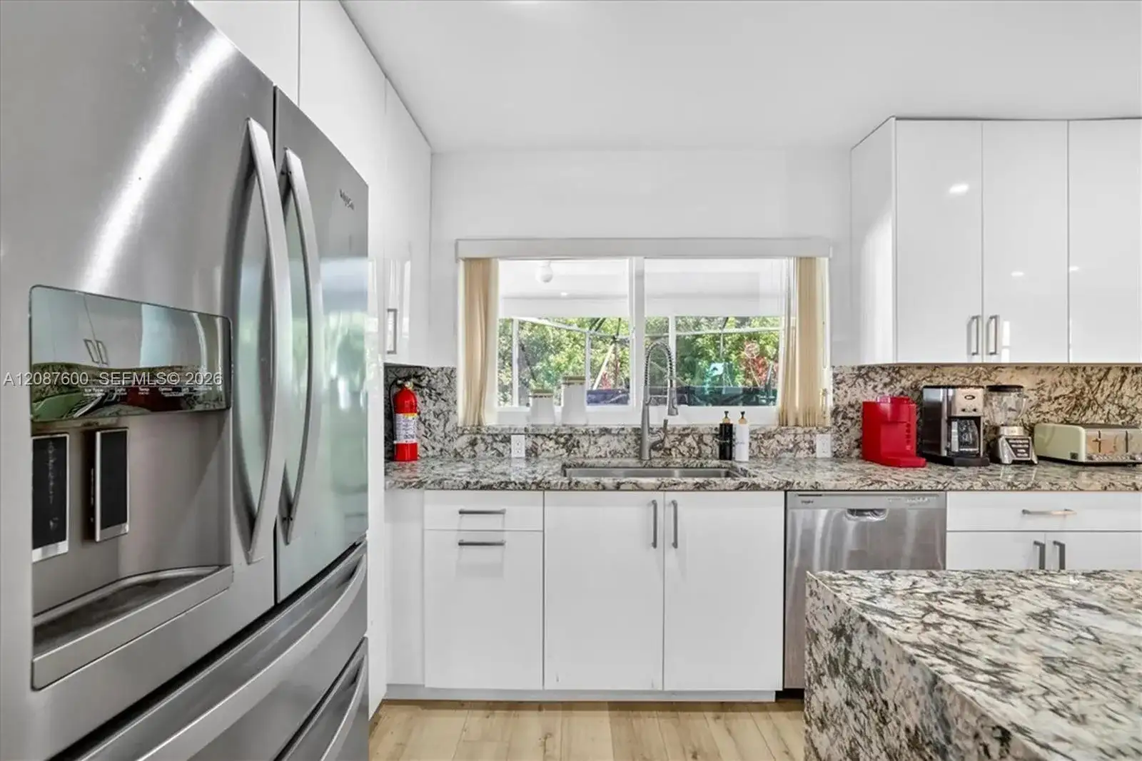 3211 Calle Largo Dr, Hollywood FL 33021 photo 5