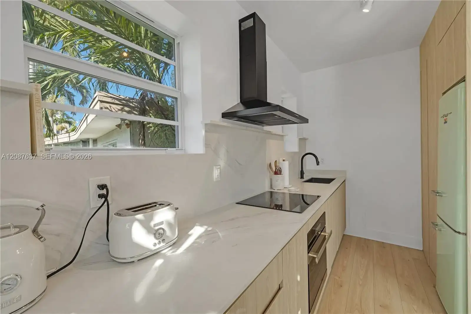 4812 Pine Tree Dr # 209, Miami Beach FL 33140 photo 4