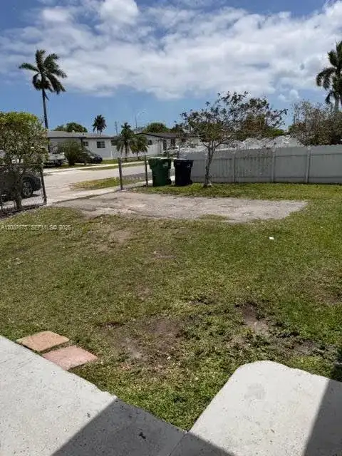 28704 SW 147th Pl, Homestead FL 33033 photo 5
