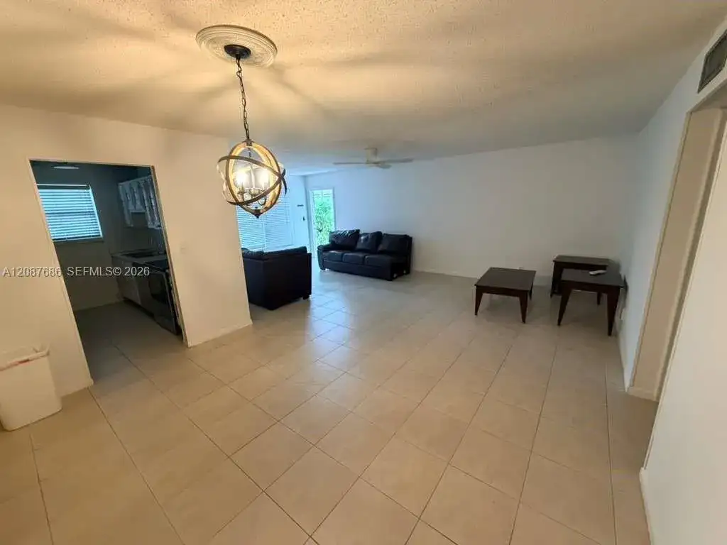 557 High Point Dr # B, Delray Beach FL 33445 photo 3