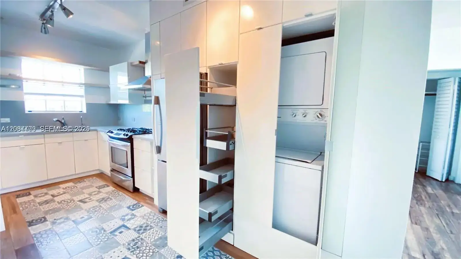 8620 Byron Ave # 86208A, Miami Beach FL 33141 photo 5