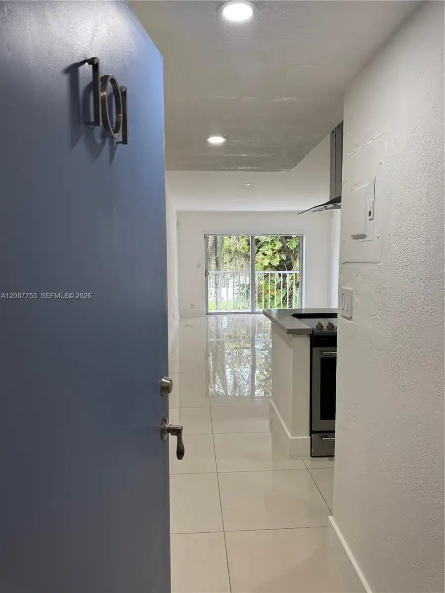 12290 NE 11th Ct # 101, North Miami FL 33161 photo 2